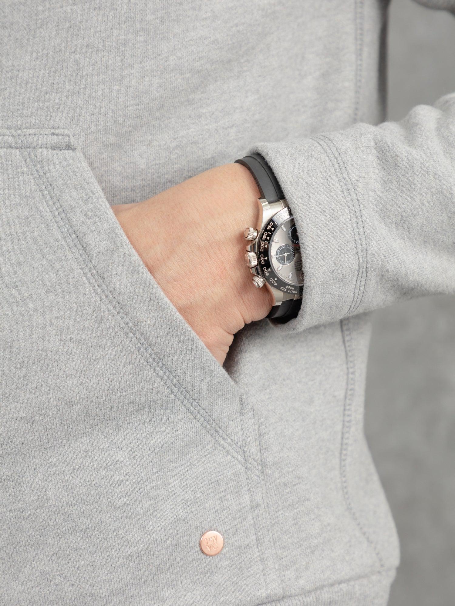 The Funnel Neck 3.0 - Charcoal - Image 5