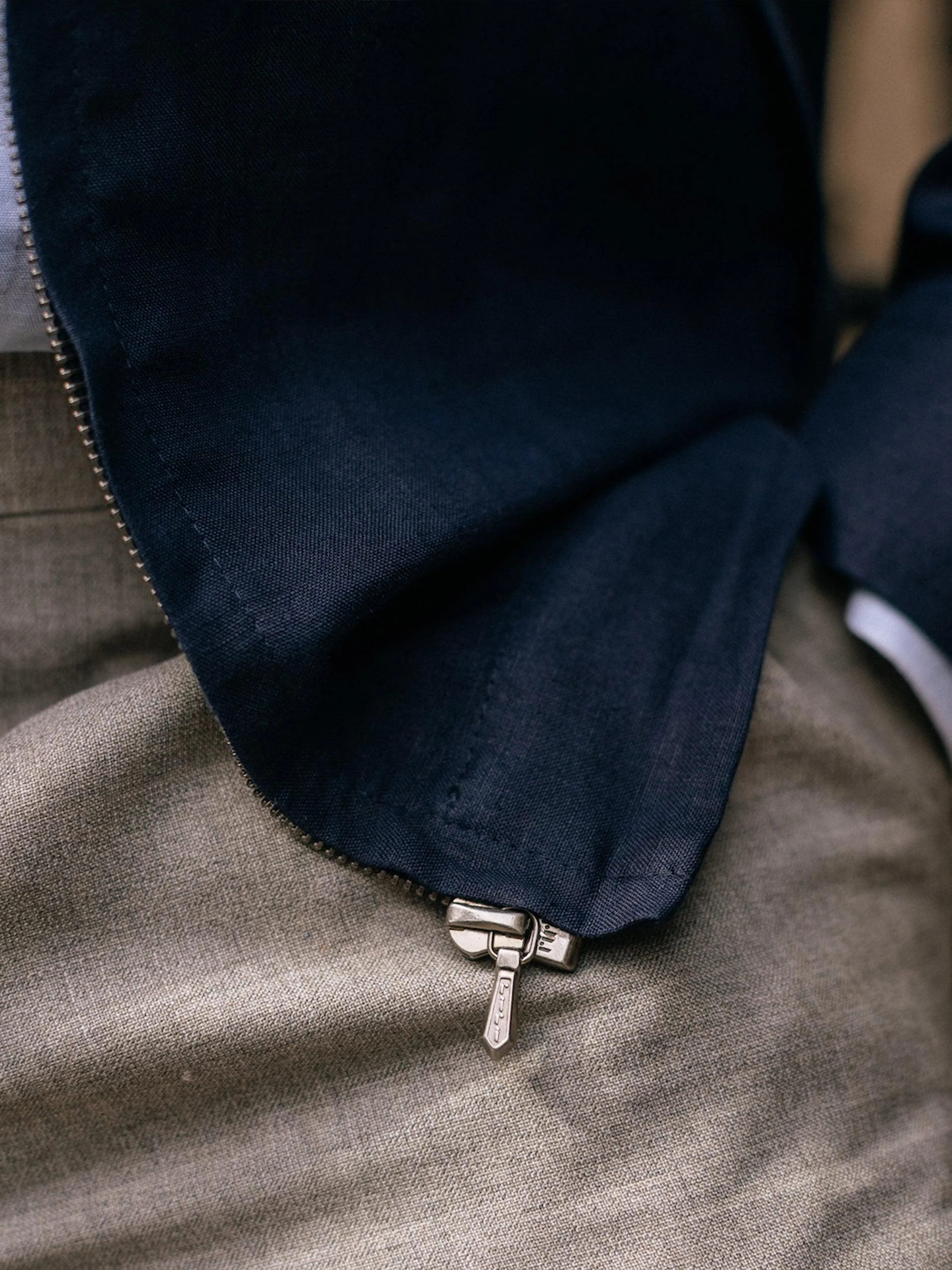 The Permanent Style Linen Harrington - Navy - Image 5
