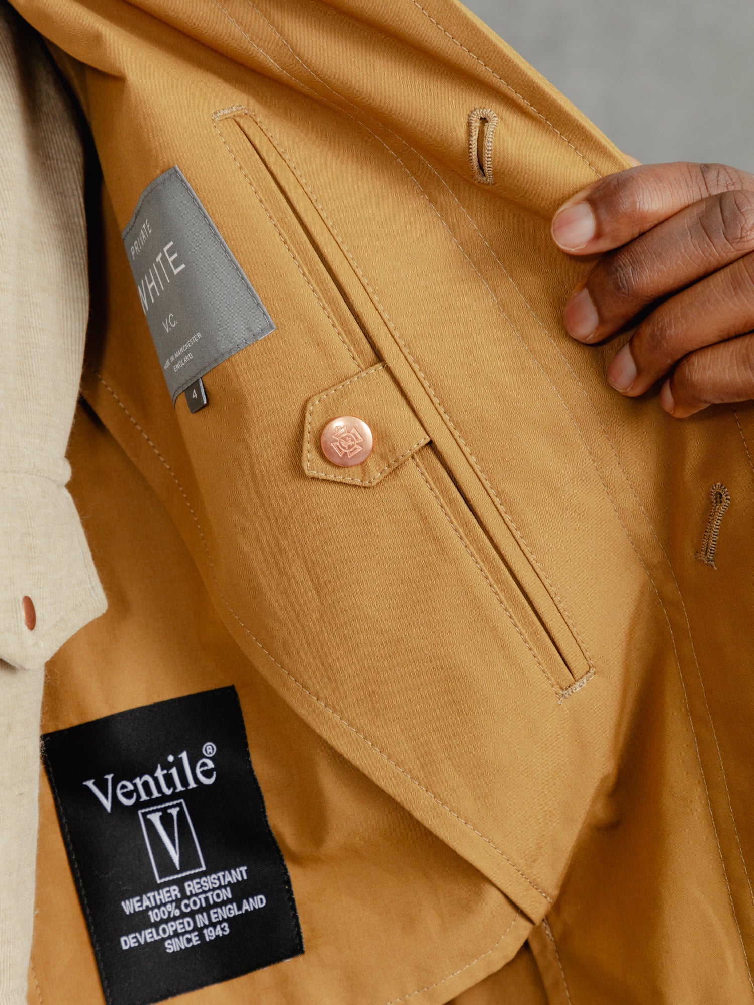 The Ventile® Raglan Raincoat - Yellow Ochre - Image 5