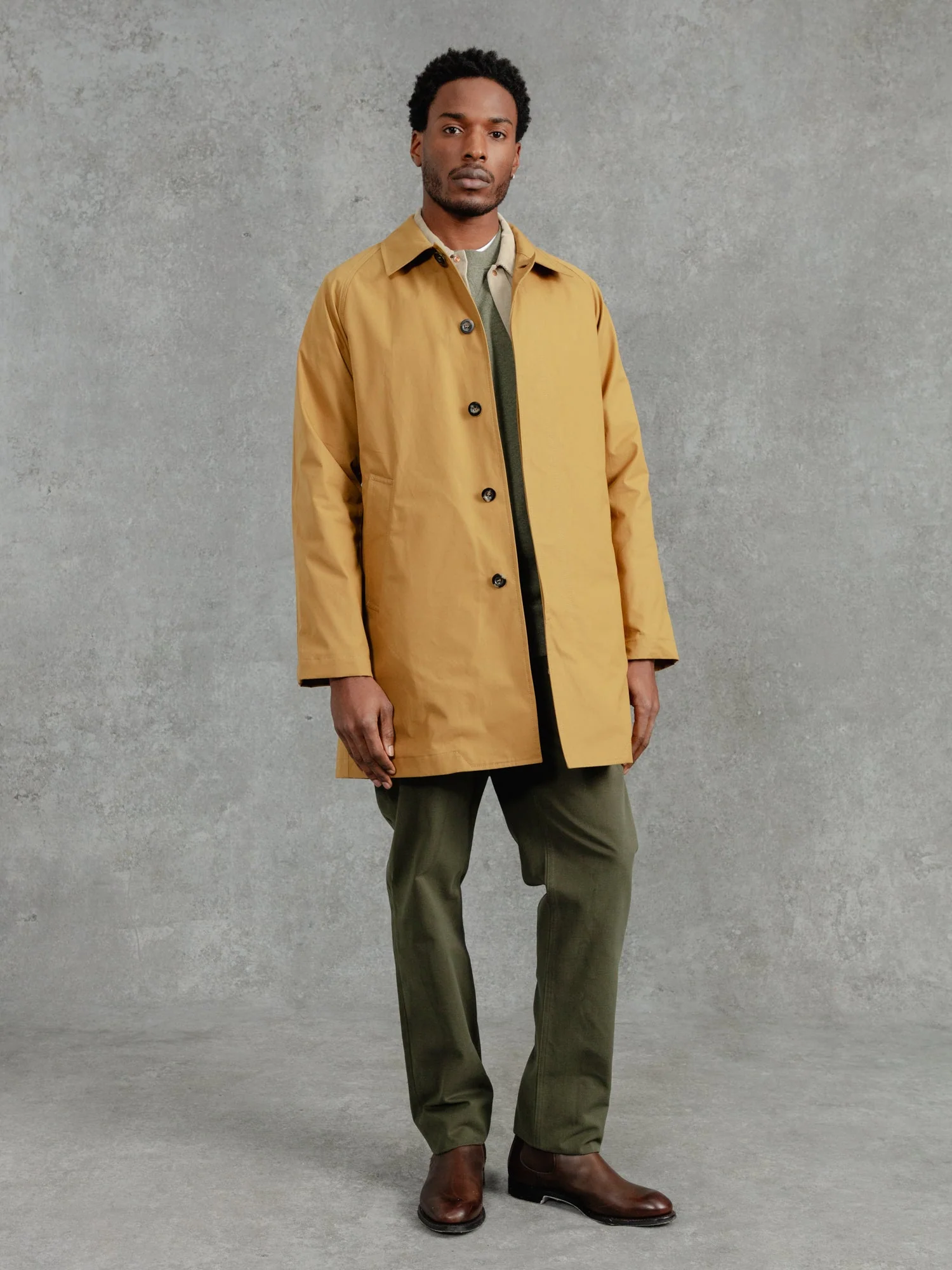The Ventile® Raglan Raincoat - Yellow Ochre - Image 7